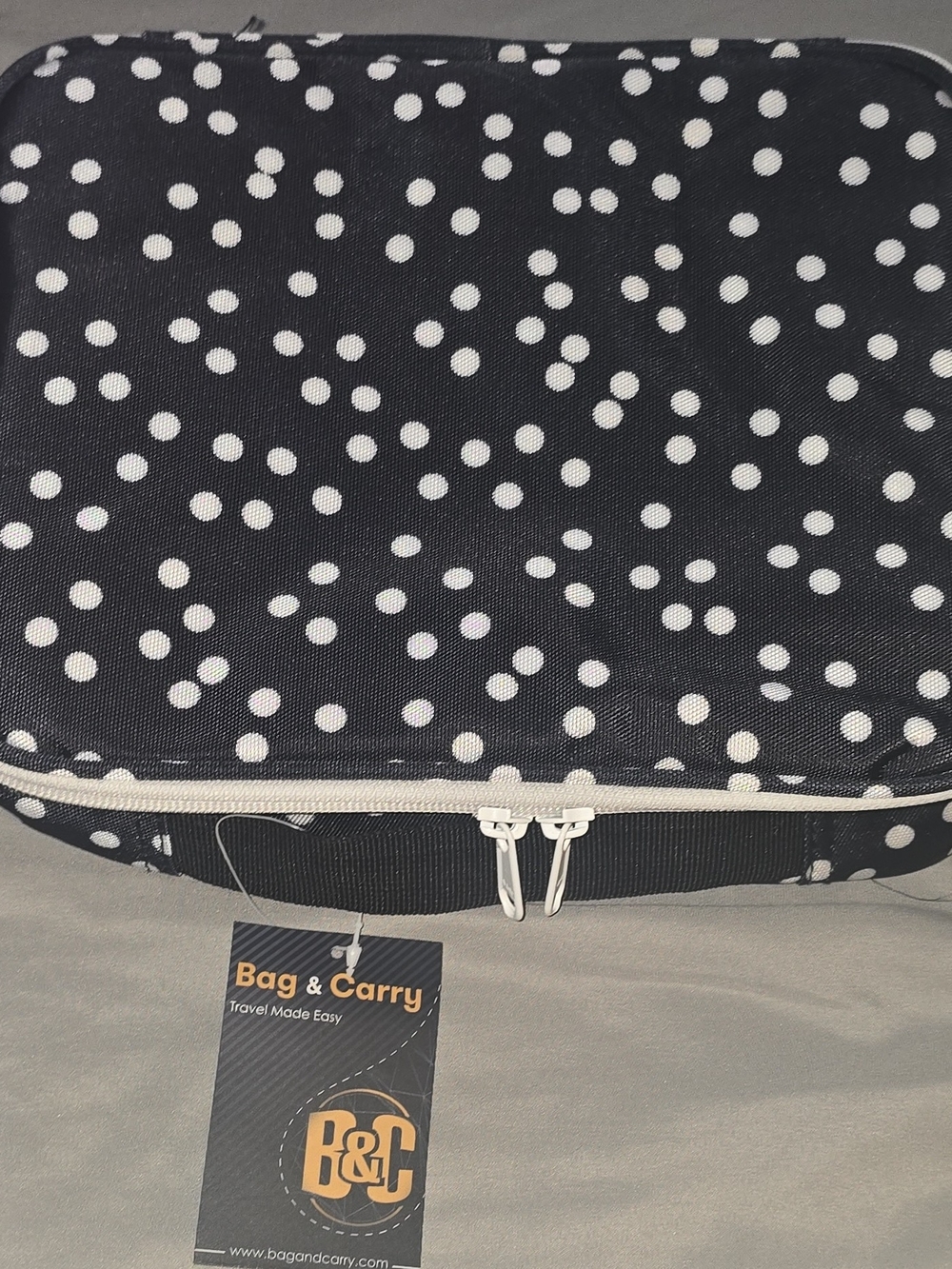 NWT Bag & Carry Hanging Makeup Bag Black/White Polka Dot Nylon Zipper Case